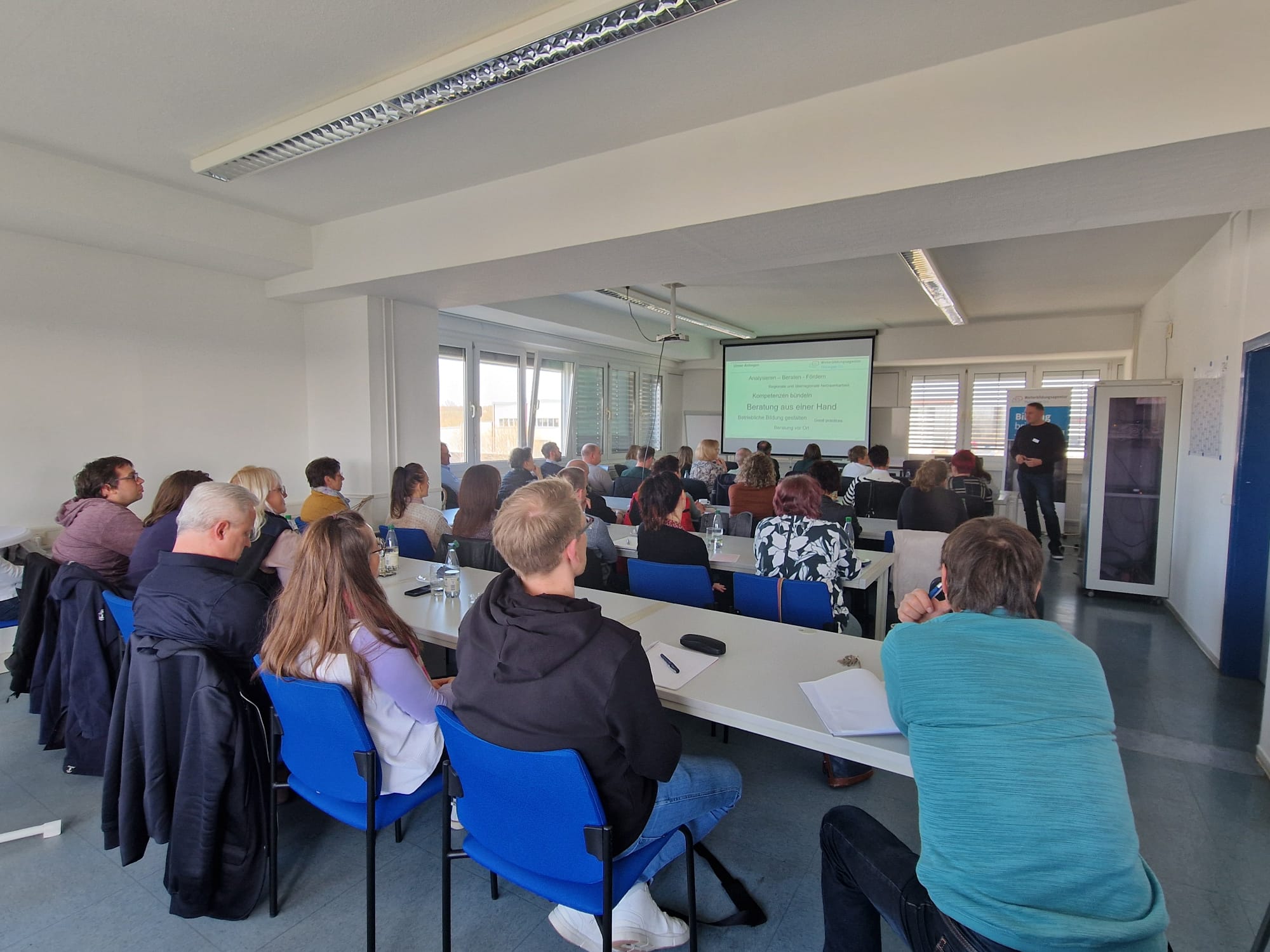 Impression eines Vortrages bei der TÜV-Rheinland Akademie